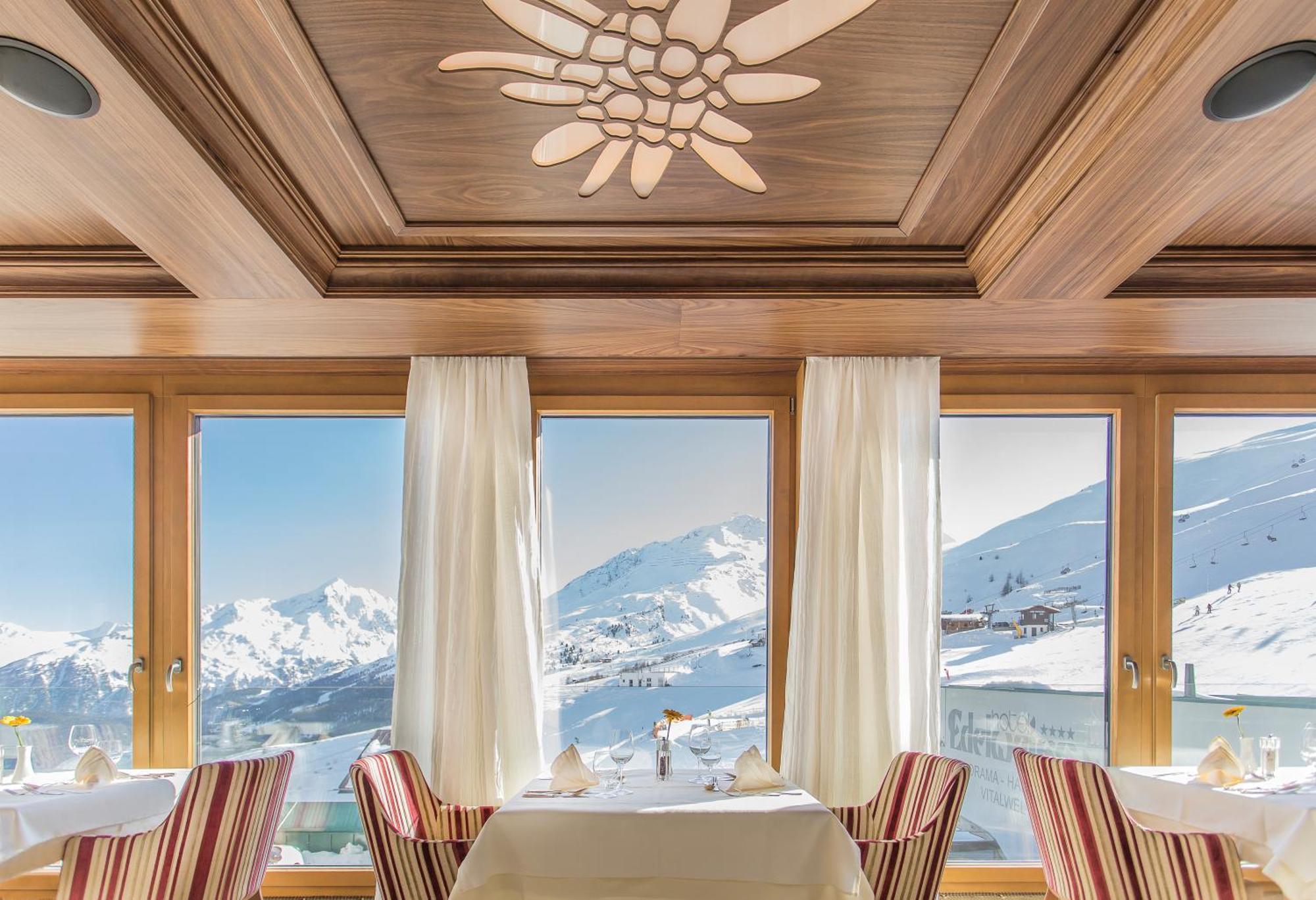 Edelweiss Hochsoelden Superior Hotel
